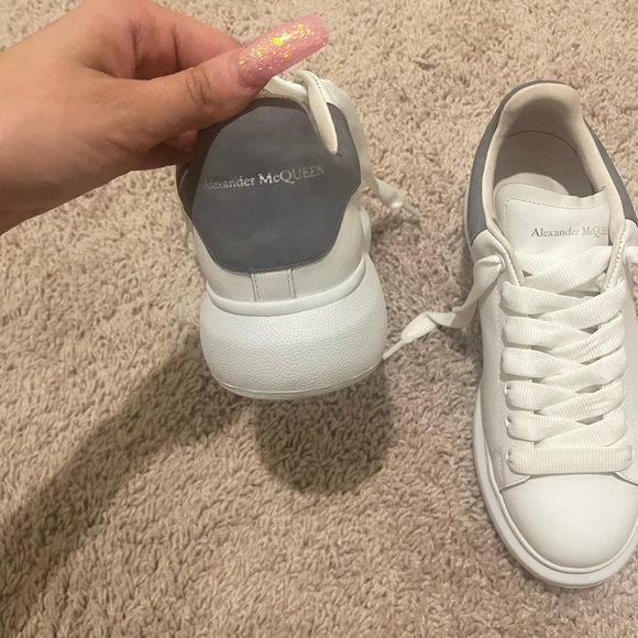 Authentic Alexander McQueens size 38 - Picture 3 of 10